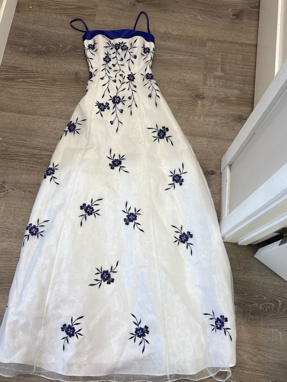 Morgan & Co. White Strapless Prom Dress with Navy Blue Floral Embroidery